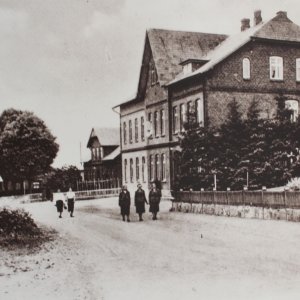mit Blick auf den ehemaligen Angeler Hof