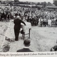 1951 Einweihung des Sportplatzes an der Schule in Mohrkirch Osterholz