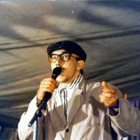 Thorsten Müller als Eckard, Dorffest